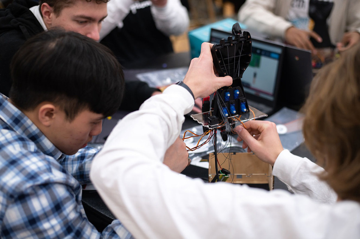 Next-Gen STEM & CTE Training: NeuroMaker Hand 2.0 Educational prosthetic hand project for CTE programs