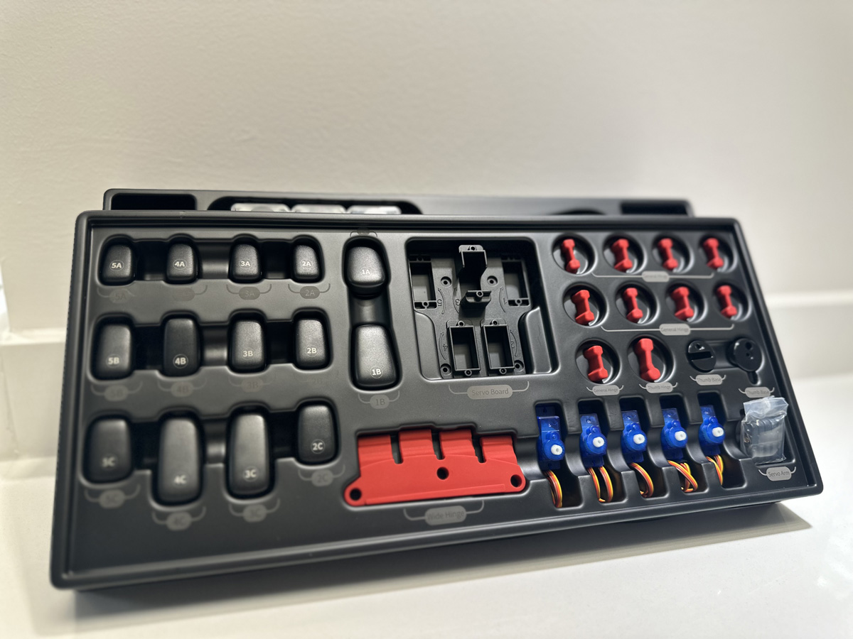 NeuroMaker Hand 2.0 with BioSensor Kit for STEM learning STEM prosthetics kit with biosensor integration